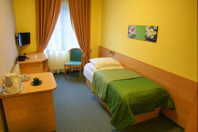 Teledom Hotel Kösice Dış mekan fotoğraf
